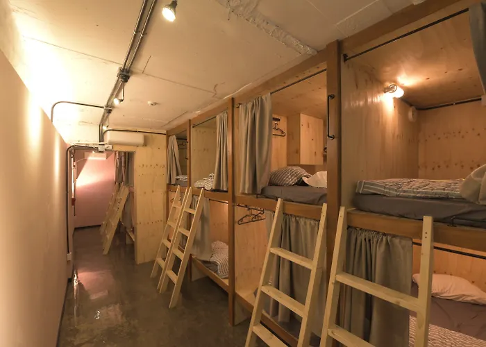 Inno & Bar Hongdae ゲストハウス 2*