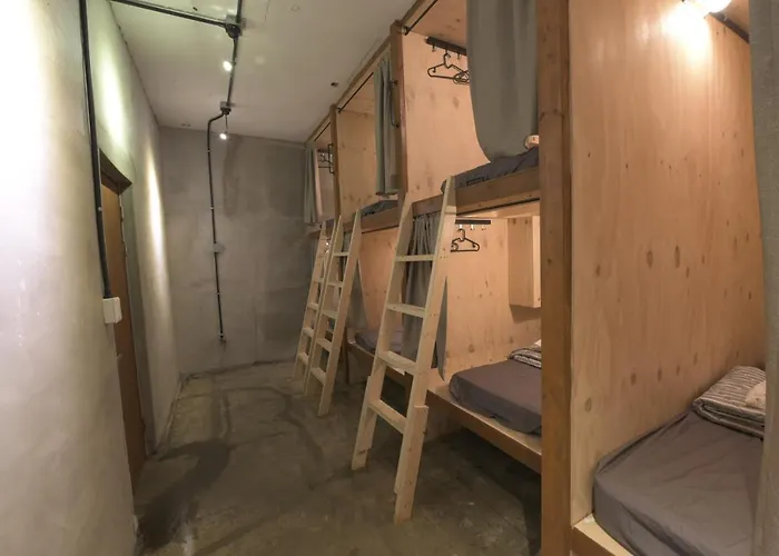 Inno & Bar Hongdae ゲストハウス 2*