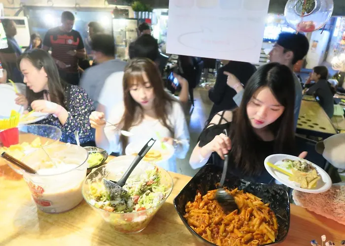 Inno & Bar Hongdae 2*