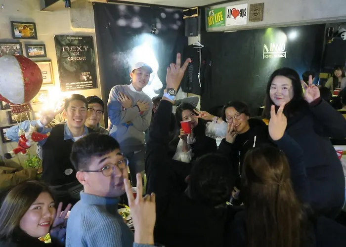 Inno & Bar Hongdae ゲストハウス 2*